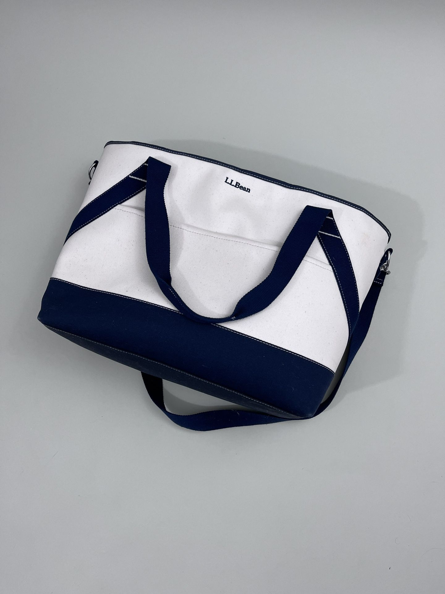 L.L. Bean Insulated Cool Bag Tote Navy & White Picnic Camping Leak Proof Large