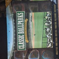 Cubs Collectable Minie Fields And Book 