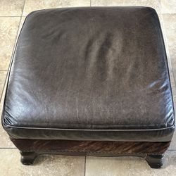 Sturdy yet Comfortable Ottoman 