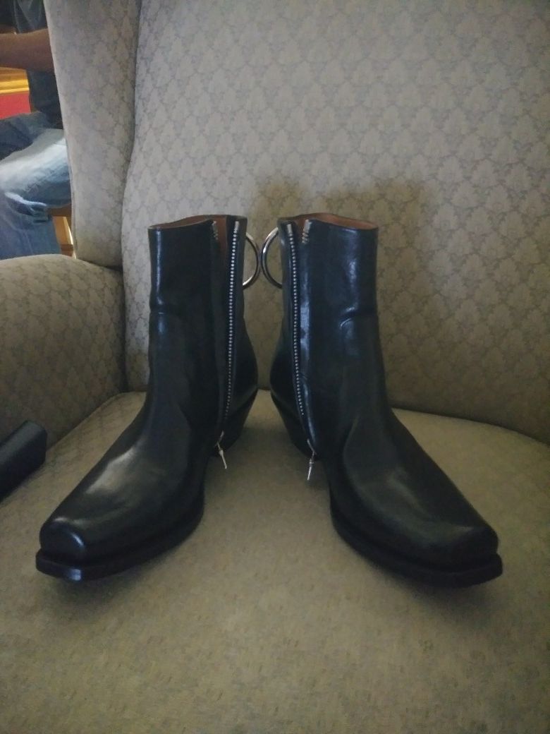 New Vetements Black Leather Ring Ankle Boots Size 8