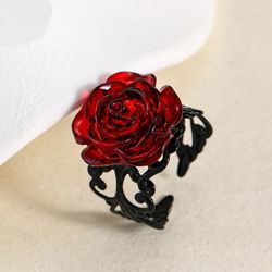 Rose Ring Adjustable and Gorgeous for special occasions! Free Shipping: Yes!🎗️