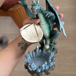 Dragon Statues!