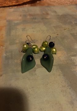 Jade carved flower earrings