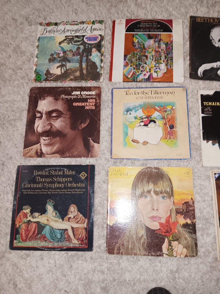 Old Vynl Records .
