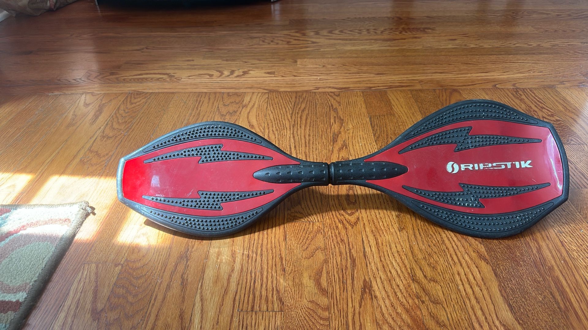 Razor RipstiK