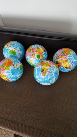 Balls/globe