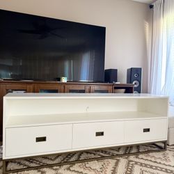 Restoration Hardware Avalon Media Console