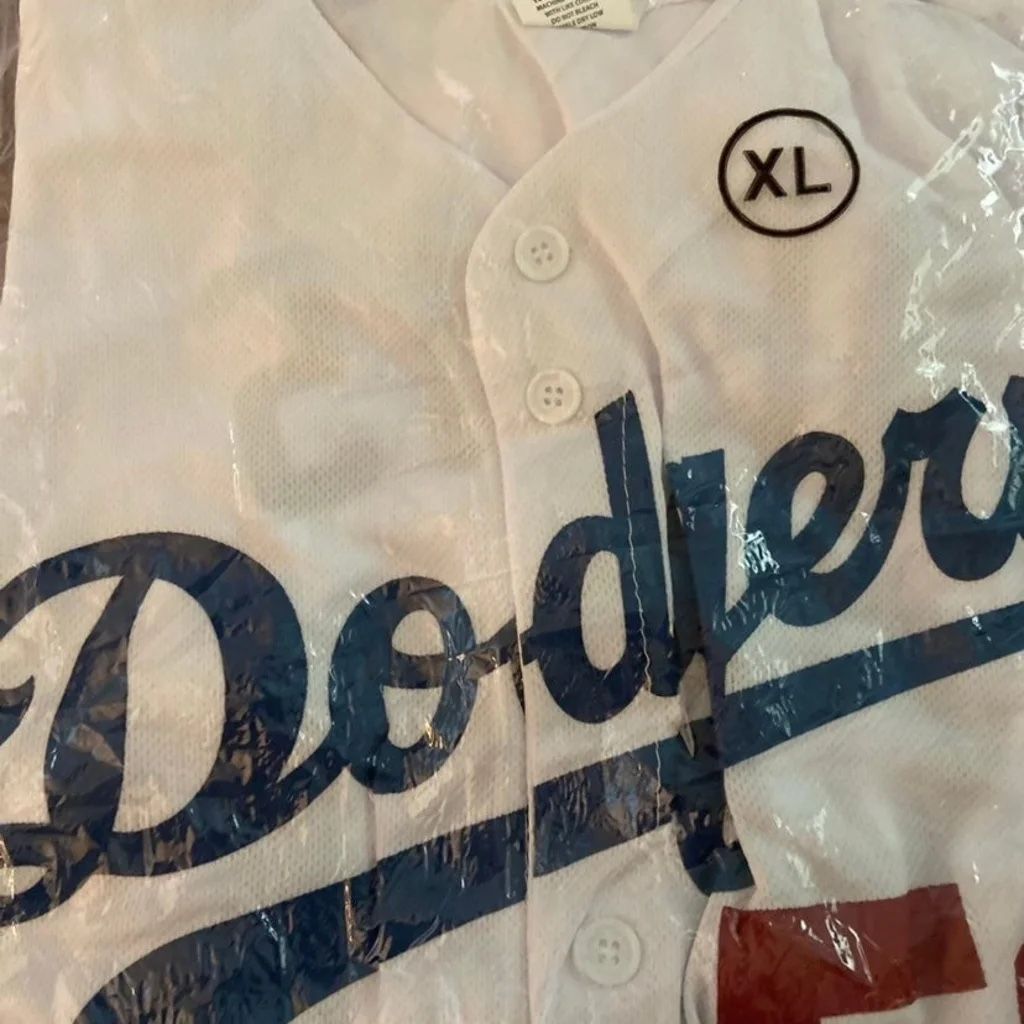 Dodgers Jersey Mookie Betts Authentic for Sale in Whittier, CA - OfferUp