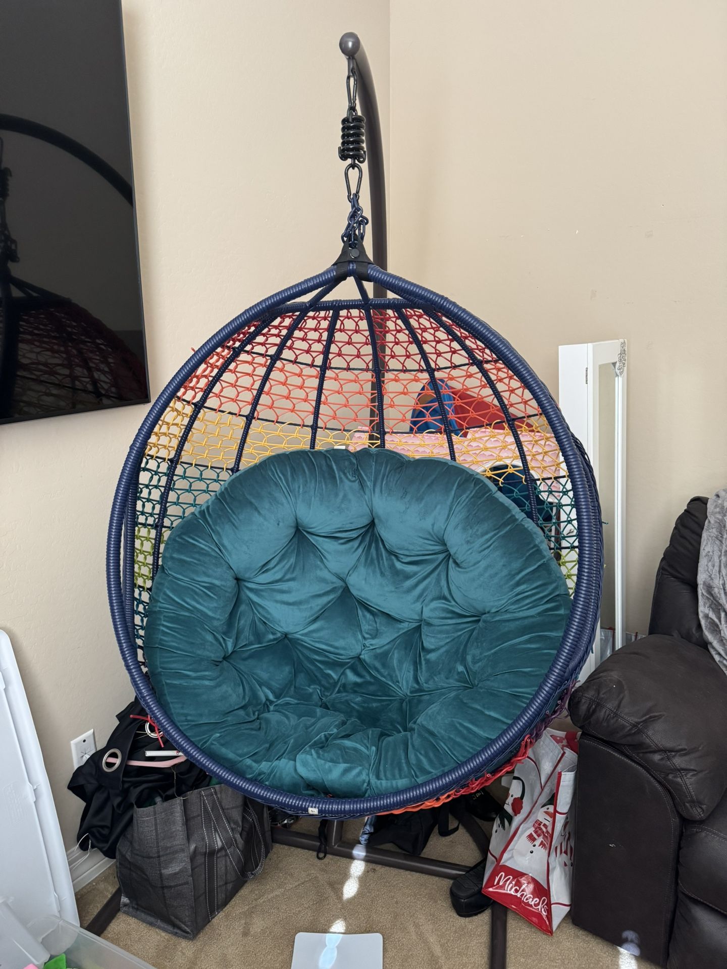 🌈 Hanging Egg Chair – Excellent Condition – $150 (OBO)