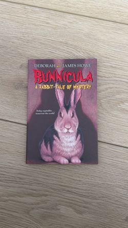 Bunnicula: A Rabbit-Tale of Mystery Paperback