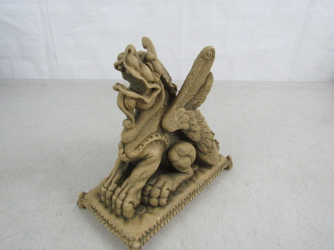 Design Toscano Winged Griffin Gargoyle Statue Card Holder