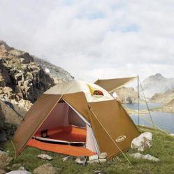 SPACIOUS TWO PERSON CAMPING TENT