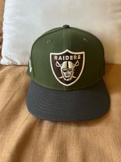 Fitted hat