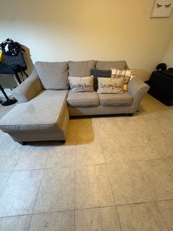 Gray Fabric Sectional Sofa with Chaise