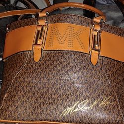 Michael Kors Handbag Lot 