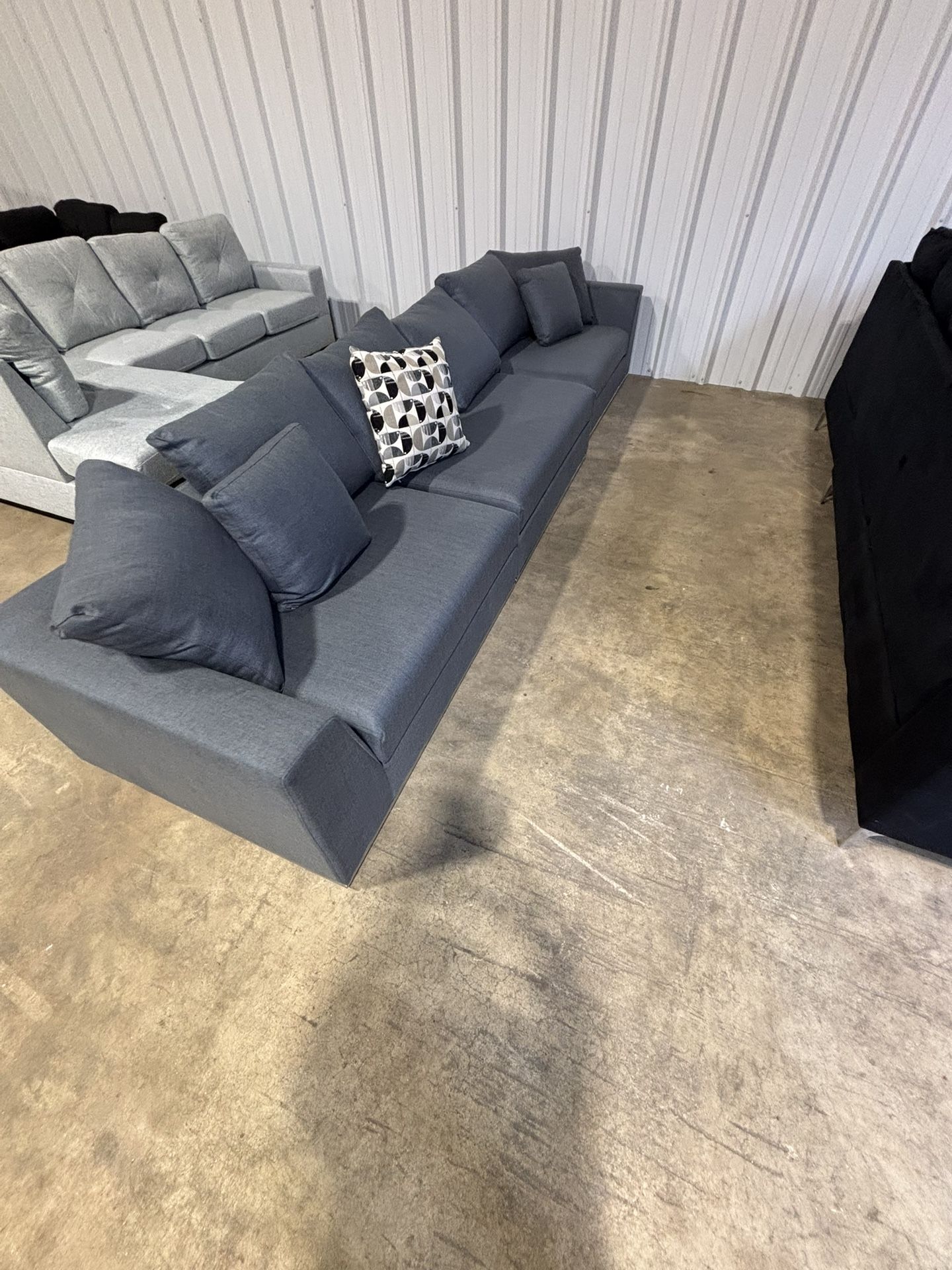 *Brand New* Modular sectional couch Delivery Available