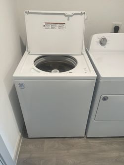 BRAND NEW WHIRLPOOL WASHER & DRYER FOR SALE