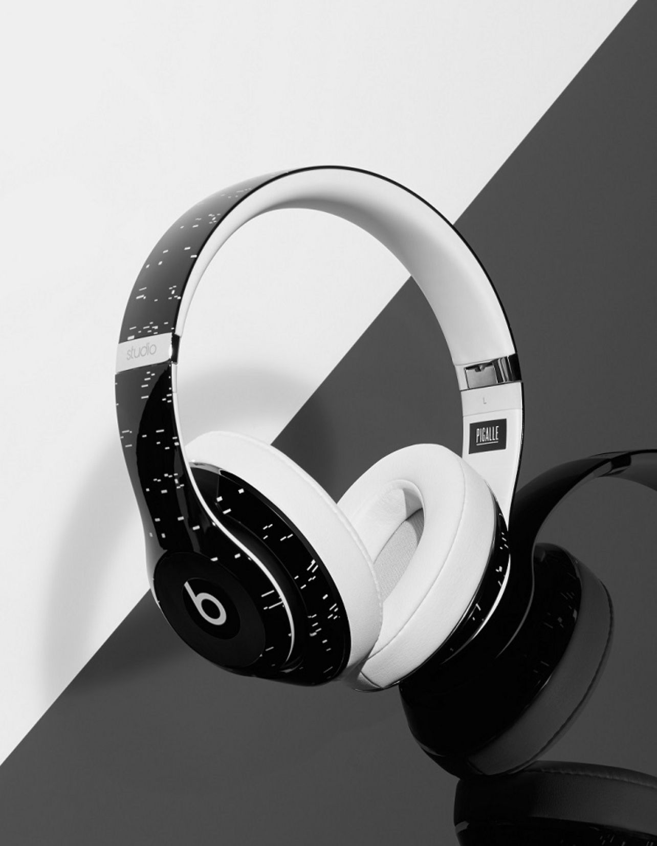 RARE BEATS 🎧 STUDIO WIRELESS X PIGALLE PARIS COLLABORATION
