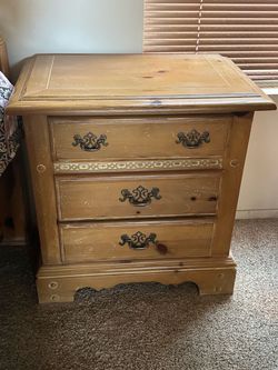 Two Pine Wood 3-Drawer Nightstand