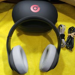 Grey Studio 3  Beats Headphones 
