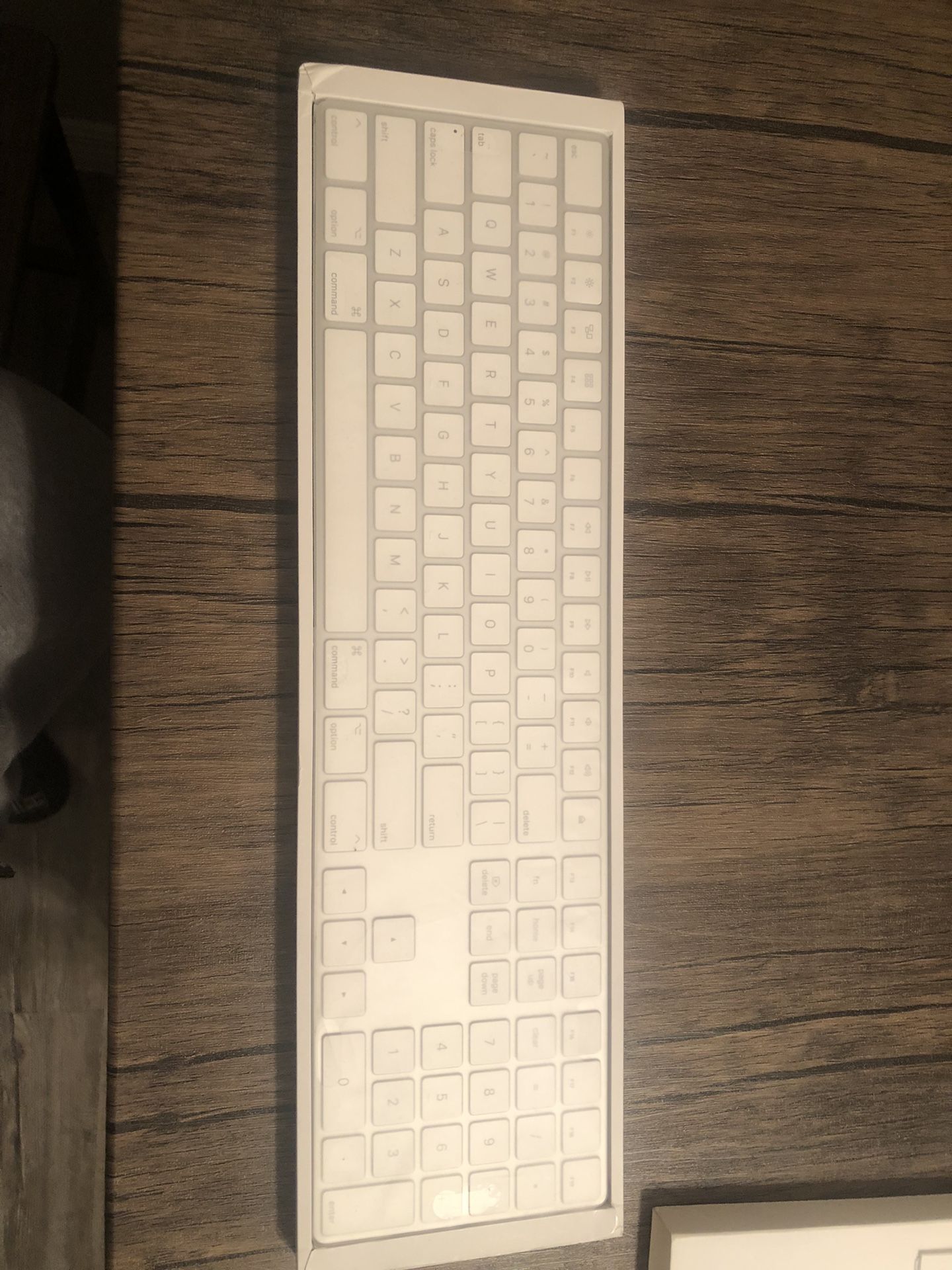 Apple Key Board *Brand New*