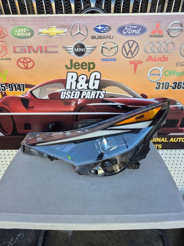 2021 2022 2023 Hyundai Elantra Headlight Headlamp Left Driver Side LH Original Used OEM