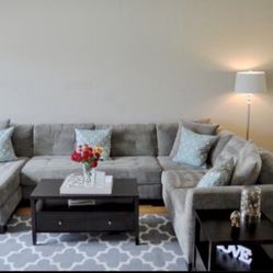 Macy’s Elliott 3 Piece Sectional 