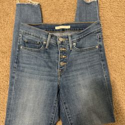 Levi’s Jeans