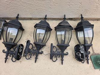 Matching Set of 4 Large Outdoor Coach Lights + Bonus Motion Sensor Lights