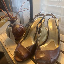 Gianni Bini Brown Patent Leather Slingback High Heels 