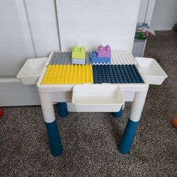 Plastic Block Desk 
