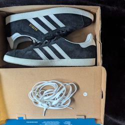 Adidas - Size 11, Originals Gazelle. $80 open to offers