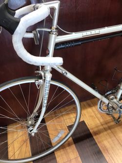 1986 Schwinn Tempo Road Bike for Sale in Bakersfield CA OfferUp
