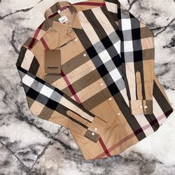 Burberry dress button up shirt (L Slim)