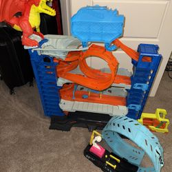 Hotwheels Tower Set