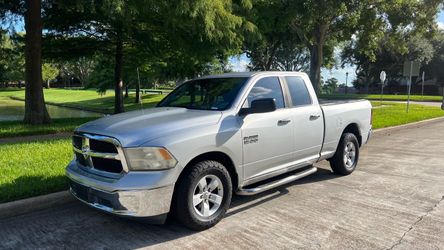 2016 dodge Ram 1500 in really good condition