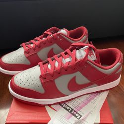 Nike Dunk Low Retro Medium Grey Varsity Red UNLV