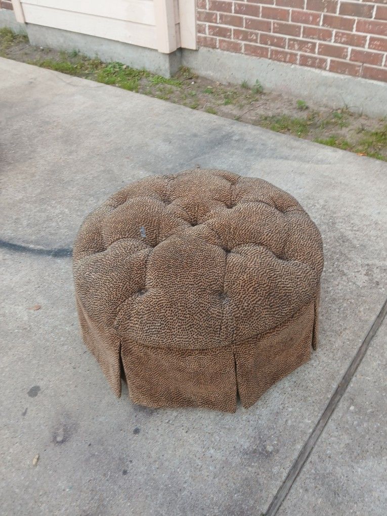 Leopard Print Round Ottoman