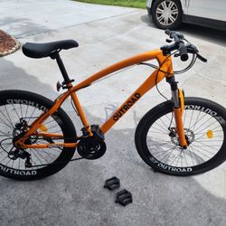 🚲 OUTROAD 26" Mountain Bike - Disc Brakes - Used, great condition - Ready to Ride! 🚲