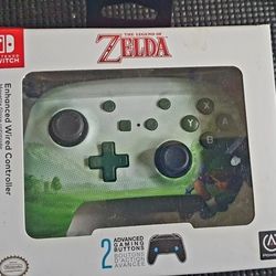 Legend Of Zelda Wiered Controller  Like New