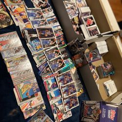  Basketball Trading Cards