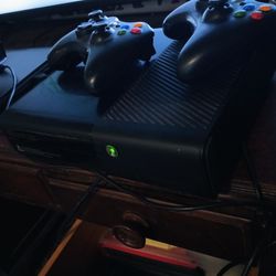 Xbox 360 With Kinect And Games