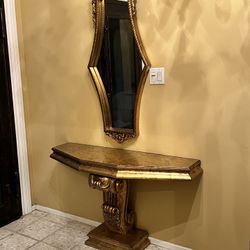 Hollywood Regency Furniture 