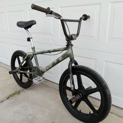 20 INCH CUSTOM HUFFY TORSION COMPETITION VINTAGE OLD SCHOOL FREESTYLE BMX BICYCLE - READY TO RIDE 