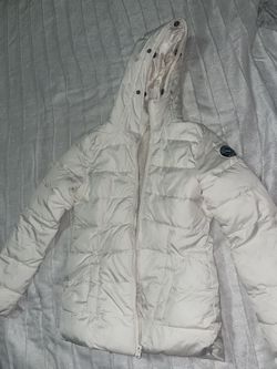 Abercrombie and Fitch kids white puffer jacket