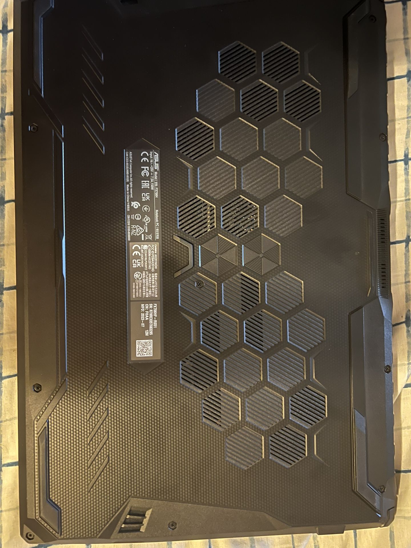 ASUS TUF Gaming Laptop F17