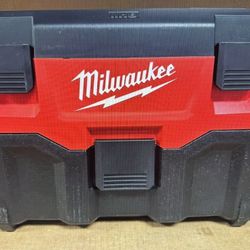 Milwaukee 0880-20 18V Cordless Lithium-ion 2 Gallon Wet/Dry Vacuum (Bare Tool)