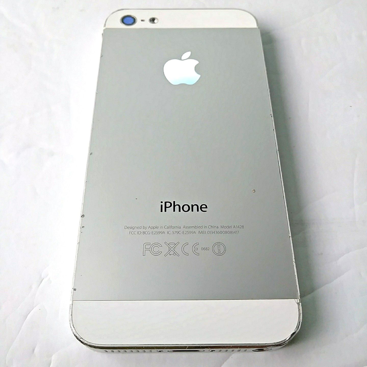 Apple iPhone 5 (64 GB) White/Silver GSM UNLOCKED NO LOCKS