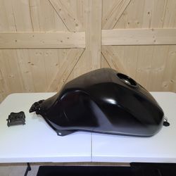 Suzuki SV650 03-07 Motorcycle Fuel Tank