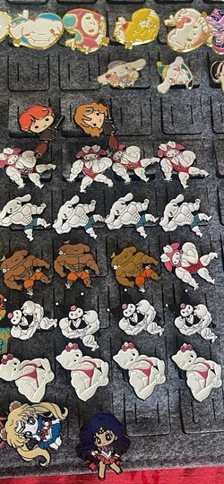 Hello Kitty Buff Gym Enamel Pins 
